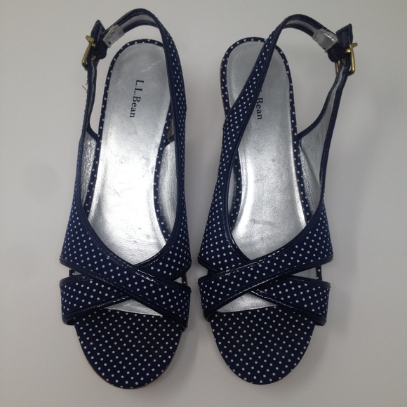 L.L. Bean Shoes - L.L. Bean Women Blue Polka Dot Open Toe 8M Sandal